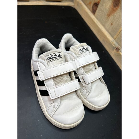 Adidas Kids White & Black Hook & Loop Sneakers Size 7K - Picture 2 of 7